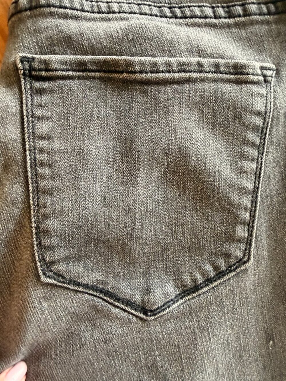 Abercrombie & Fitch Harper Low Rise Ankle Jeans Size 28/6 Gray Dark Wash